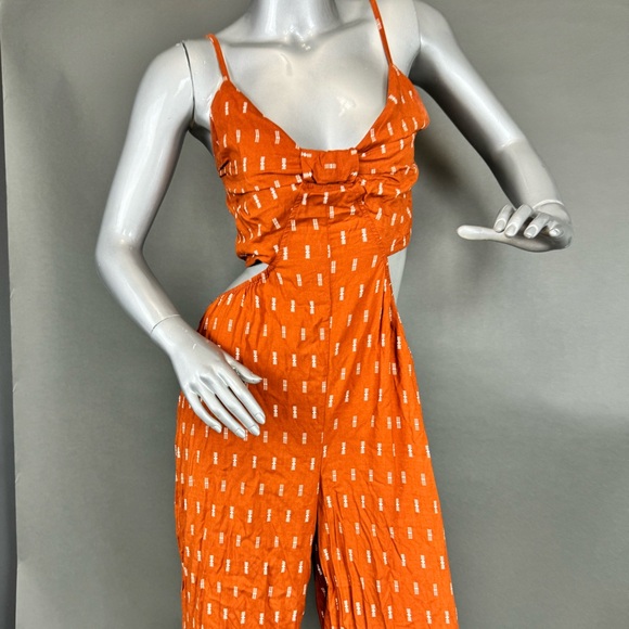 ❌SOLD❌ Burnt-Orange Open-Back Jumpsuit - Picture 3 of 8
